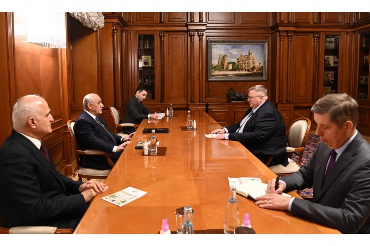 Azerbaijan rus tercume. русский türkçe. Aze rus tercume. рус азери переводчик. Rus azerbaycan tercumesi.