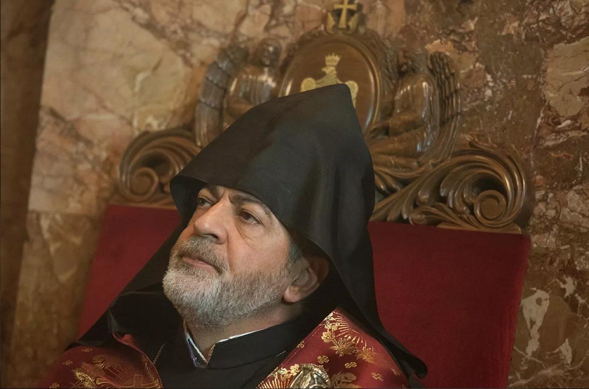 Архиепископ Навасард Кчоян